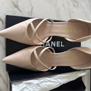 CHANEL heels size 37.5 blush color